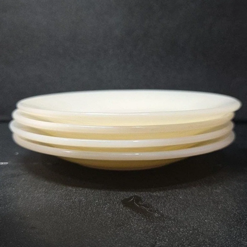 Anchor Hocking Fire King Milk Glass Saucers, Set of 4,‎ Off White Dinnerware
